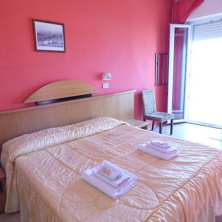 Consul Hotel Rimini Luaran gambar